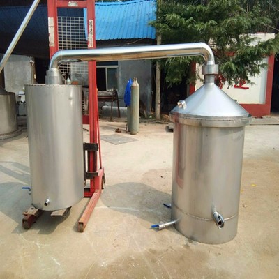 不銹鋼釀酒設(shè)備 家用200斤釀酒設(shè)備價格 廠家直銷食品級烤酒器圖片_高清圖_細(xì)節(jié)圖-曲阜市升輝機(jī)械設(shè)備 -